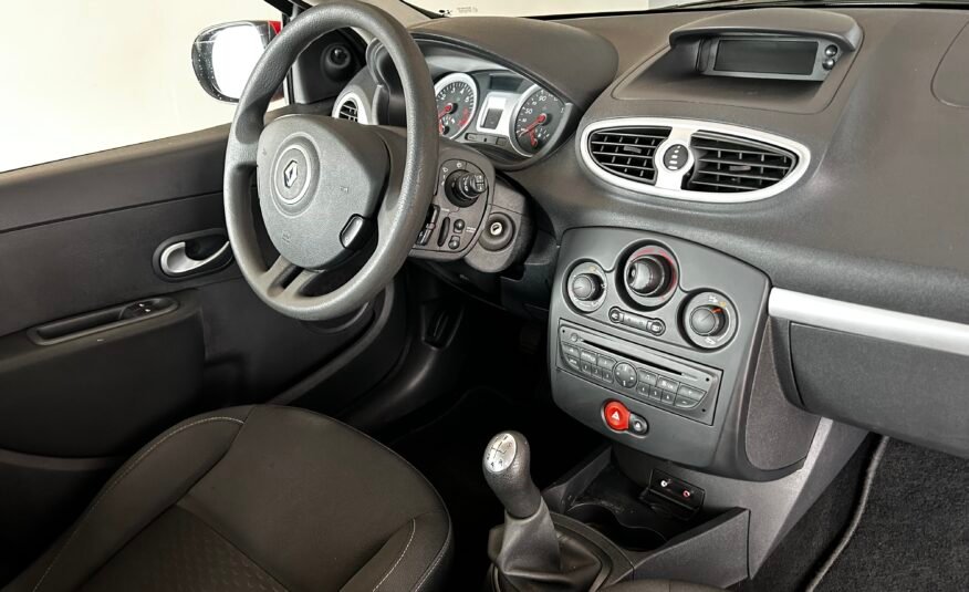 RENAULT CLIO 1.2 16V