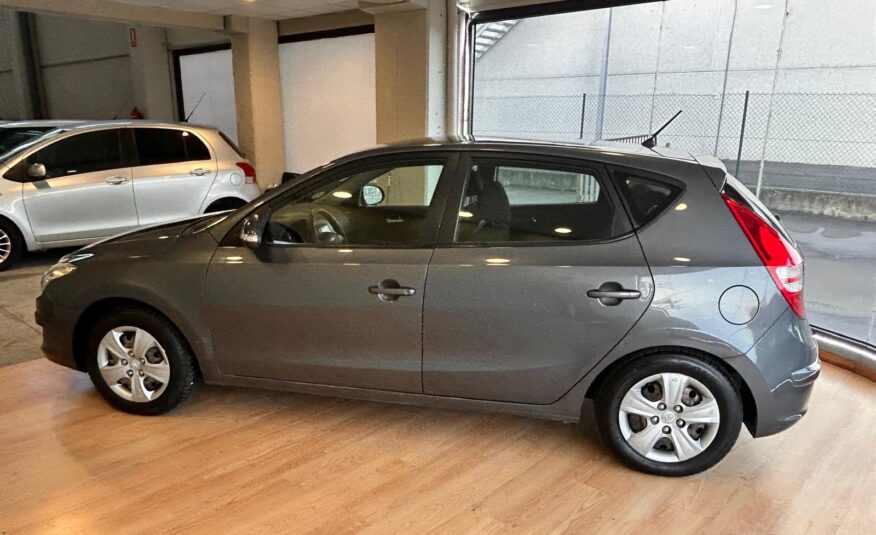 HYUNDAI i30 1.6 CRDI