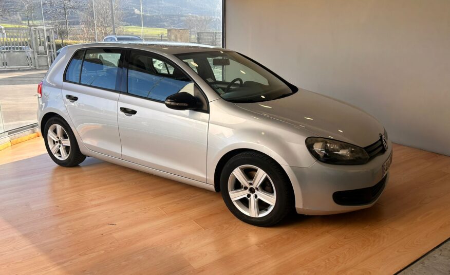 VOLKSWAGEN GOLF 2.0 TDi