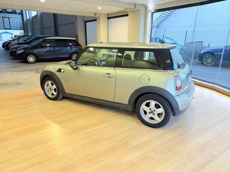 MINI ONE Cooper 1.6D