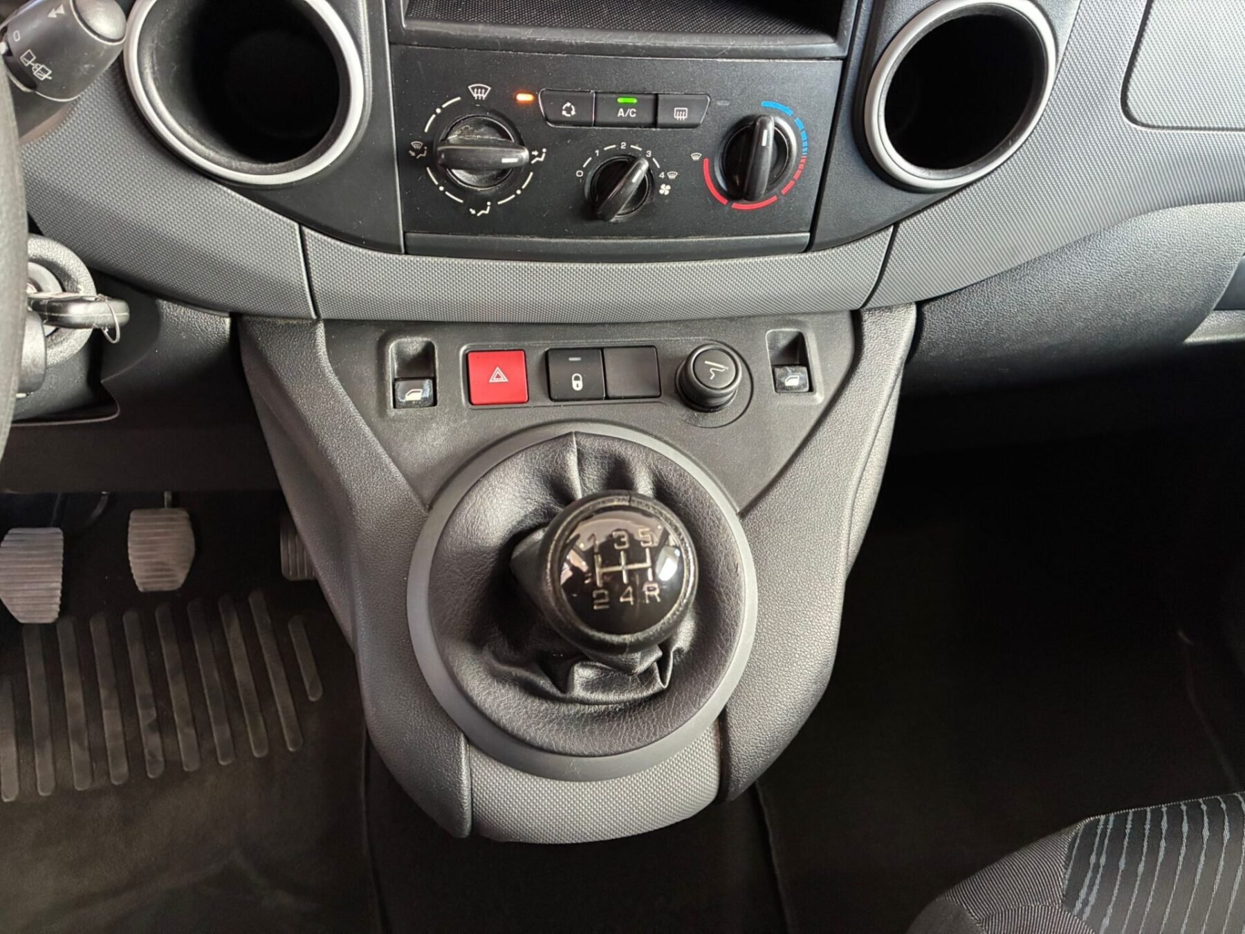 PEUGEOT 1.6 HDI TEPEE