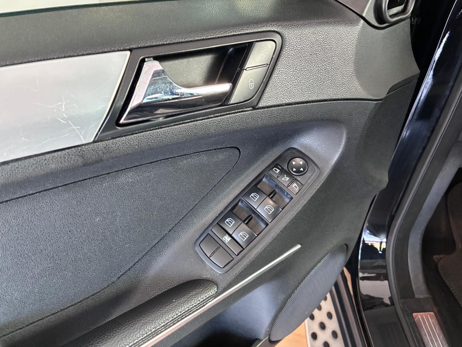 MERCEDES-BENZ Clase M ML320 4matic