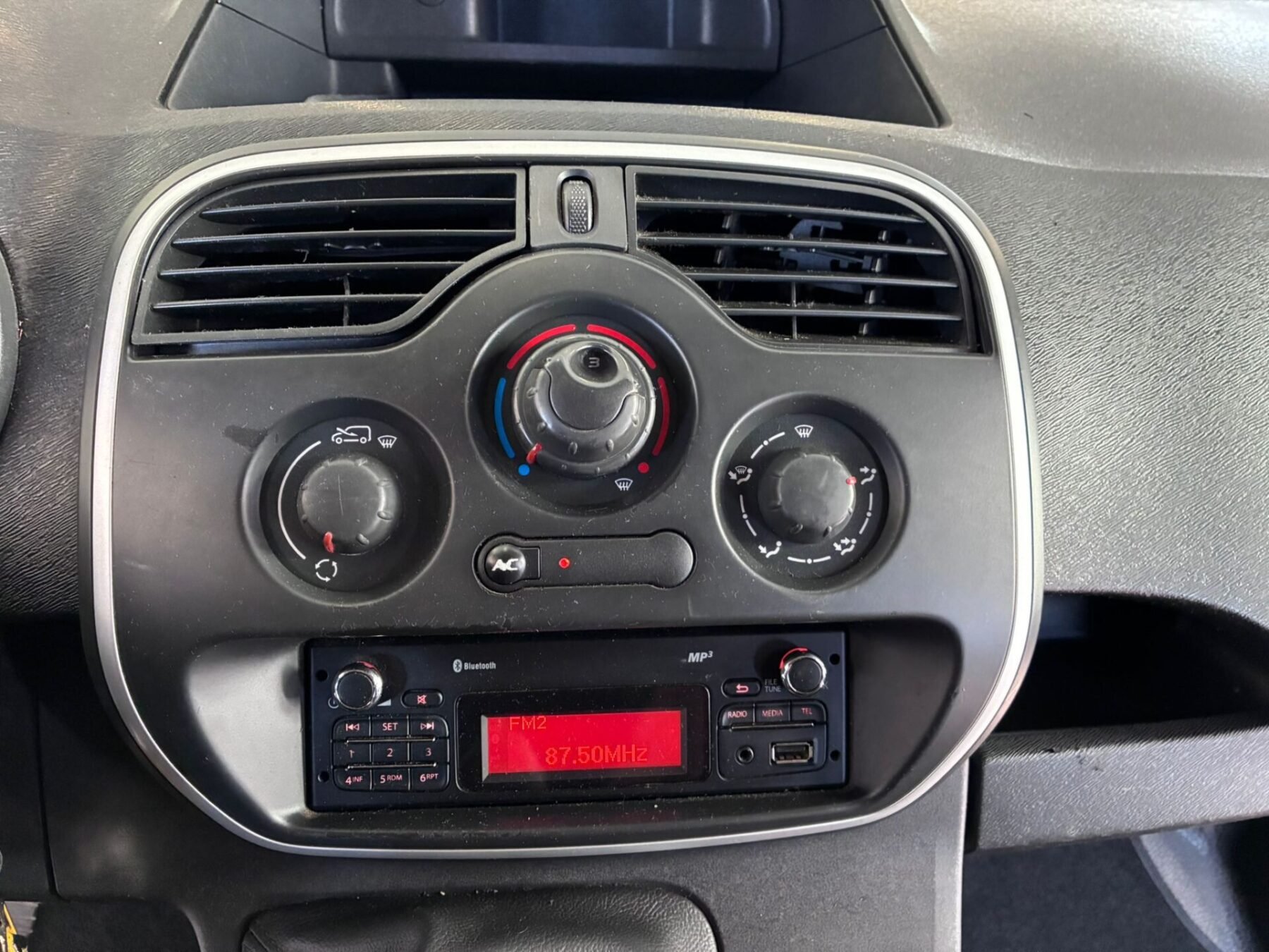 RENAULT KANGOO 1.5 DCI PROFESIONAL
