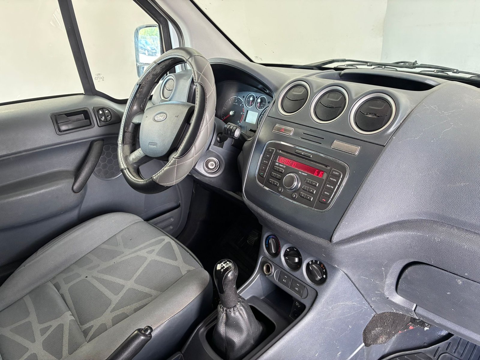 FORD TRANSIT CONNECT 1.8 TDCI 
