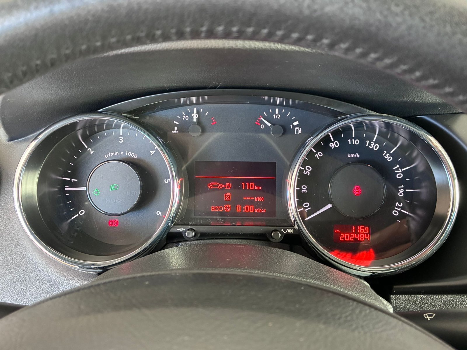PEUGEOT 3008 1.6 BLUEHDI 