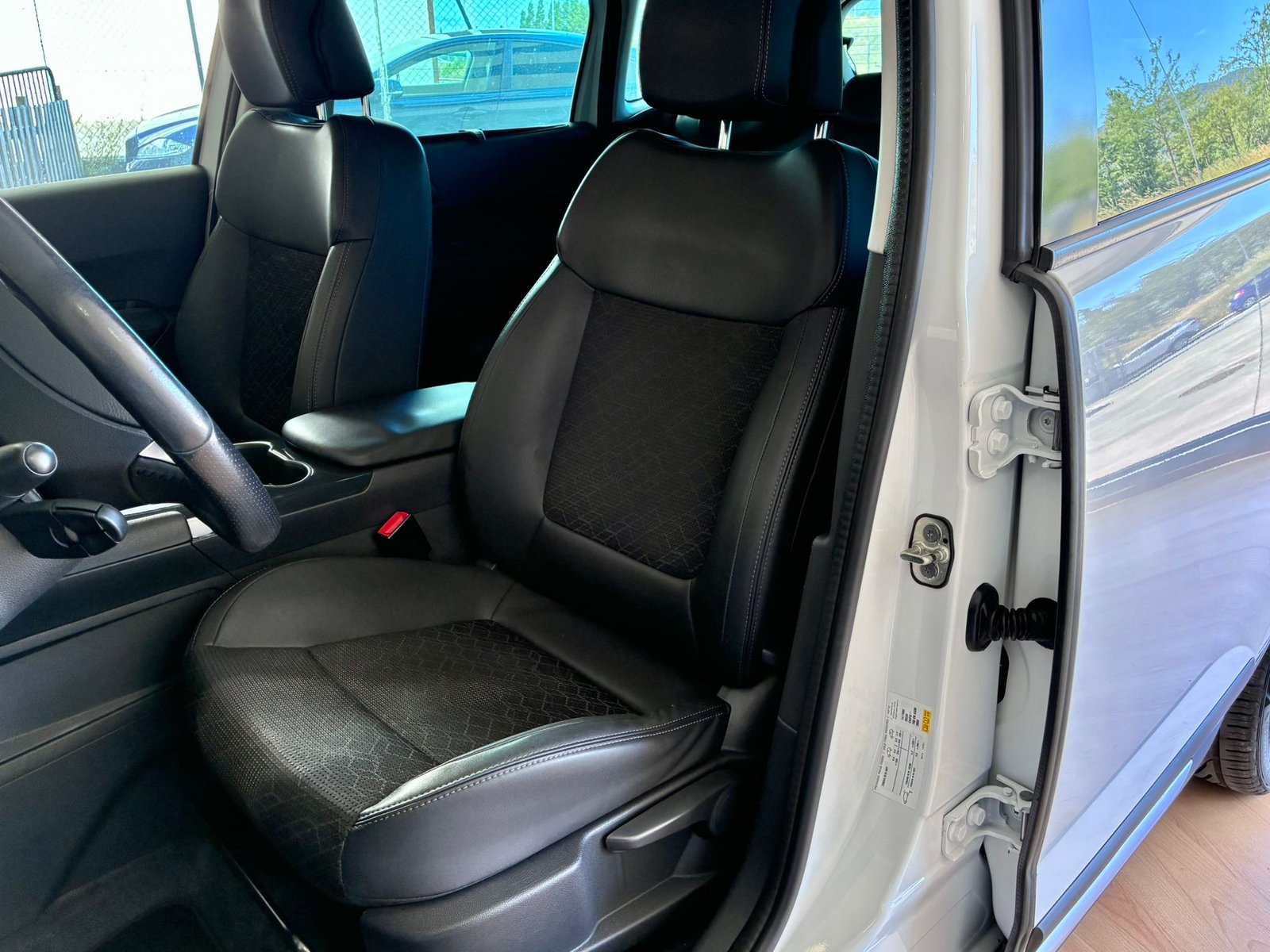 PEUGEOT 3008 1.6 BLUEHDI 
