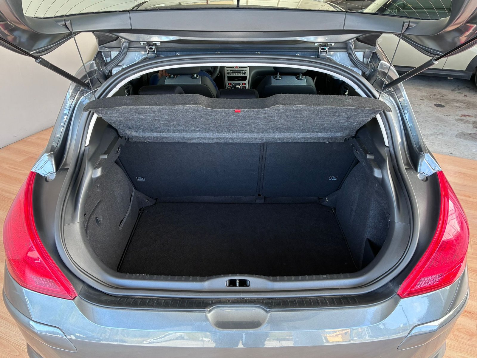 PEUGEOT 308 1.6HDI SPORT