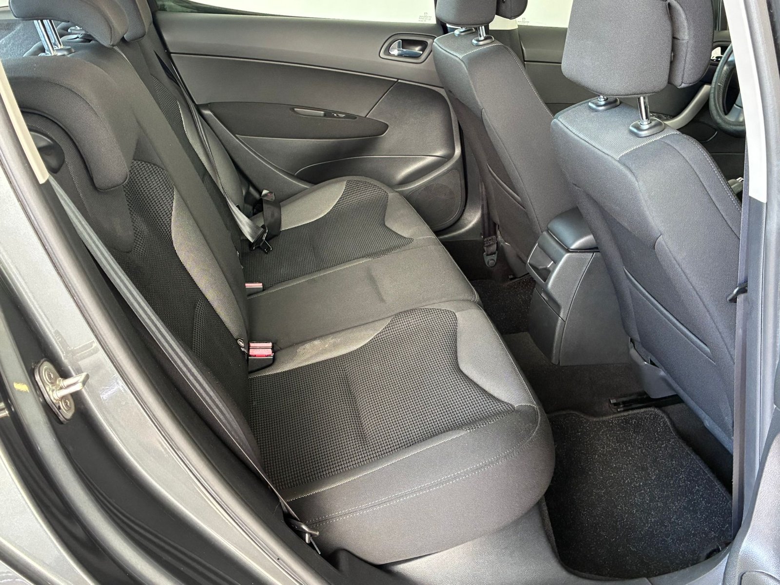 PEUGEOT 308 1.6HDI SPORT