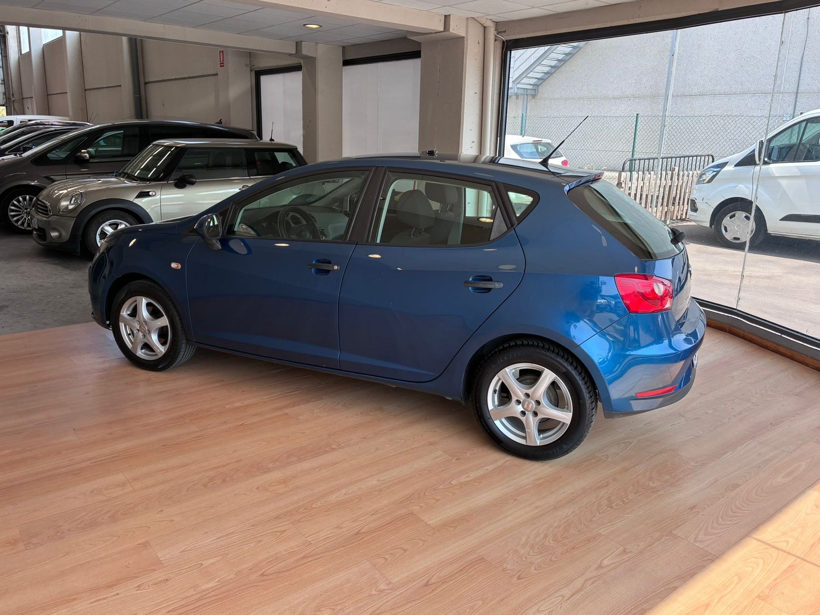 SEAT IBIZA 1.2i 12V