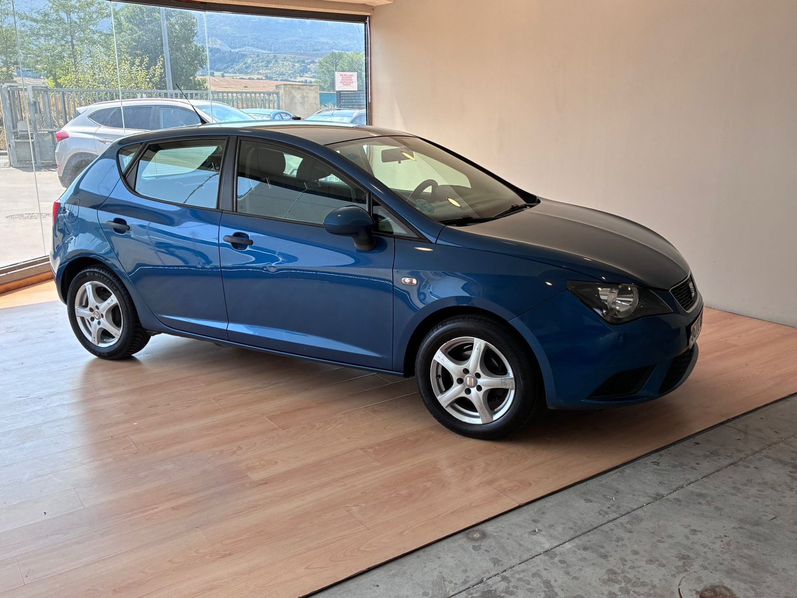 SEAT IBIZA 1.2i 12V