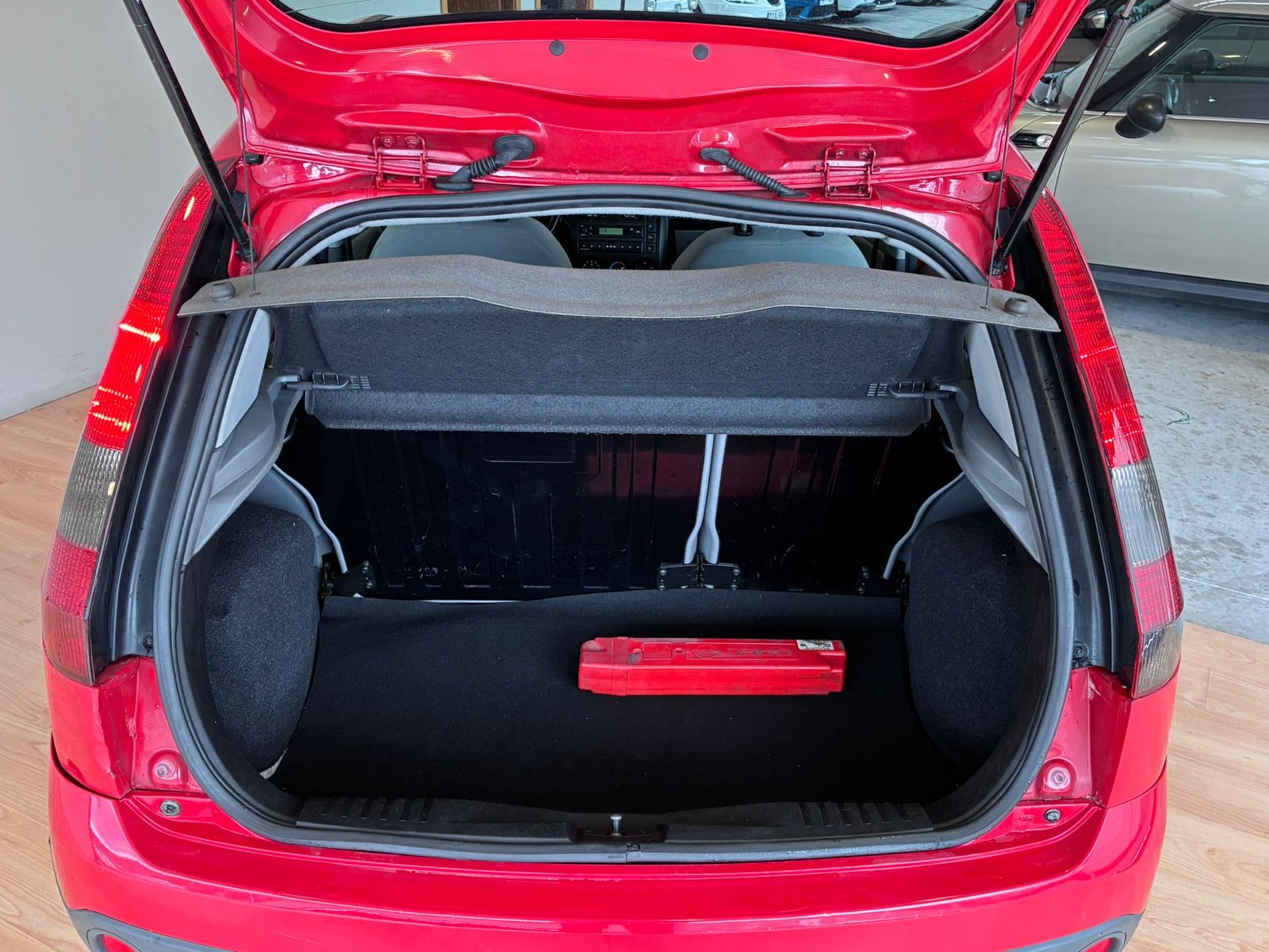FORD FIESTA 1.3i