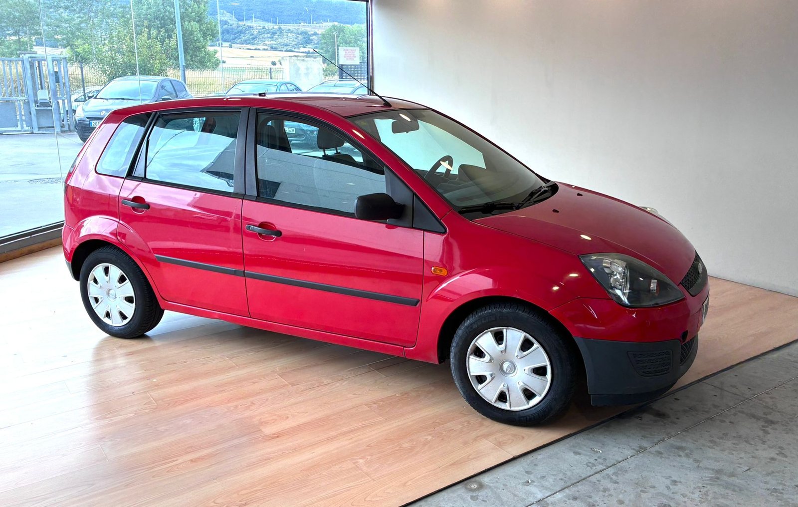FORD FIESTA 1.3i