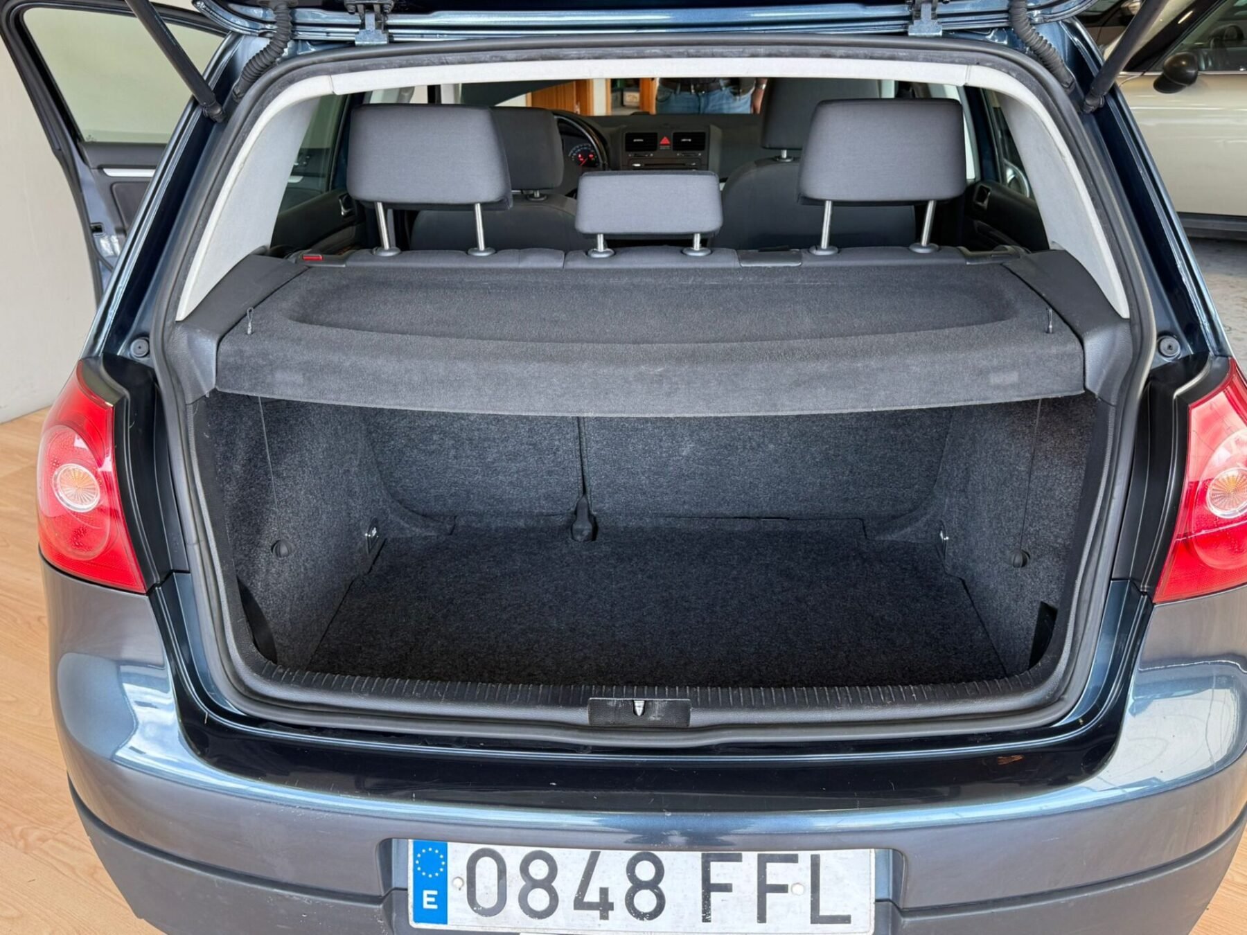 VOLKSWAGEN GOLF 1.9 TDi