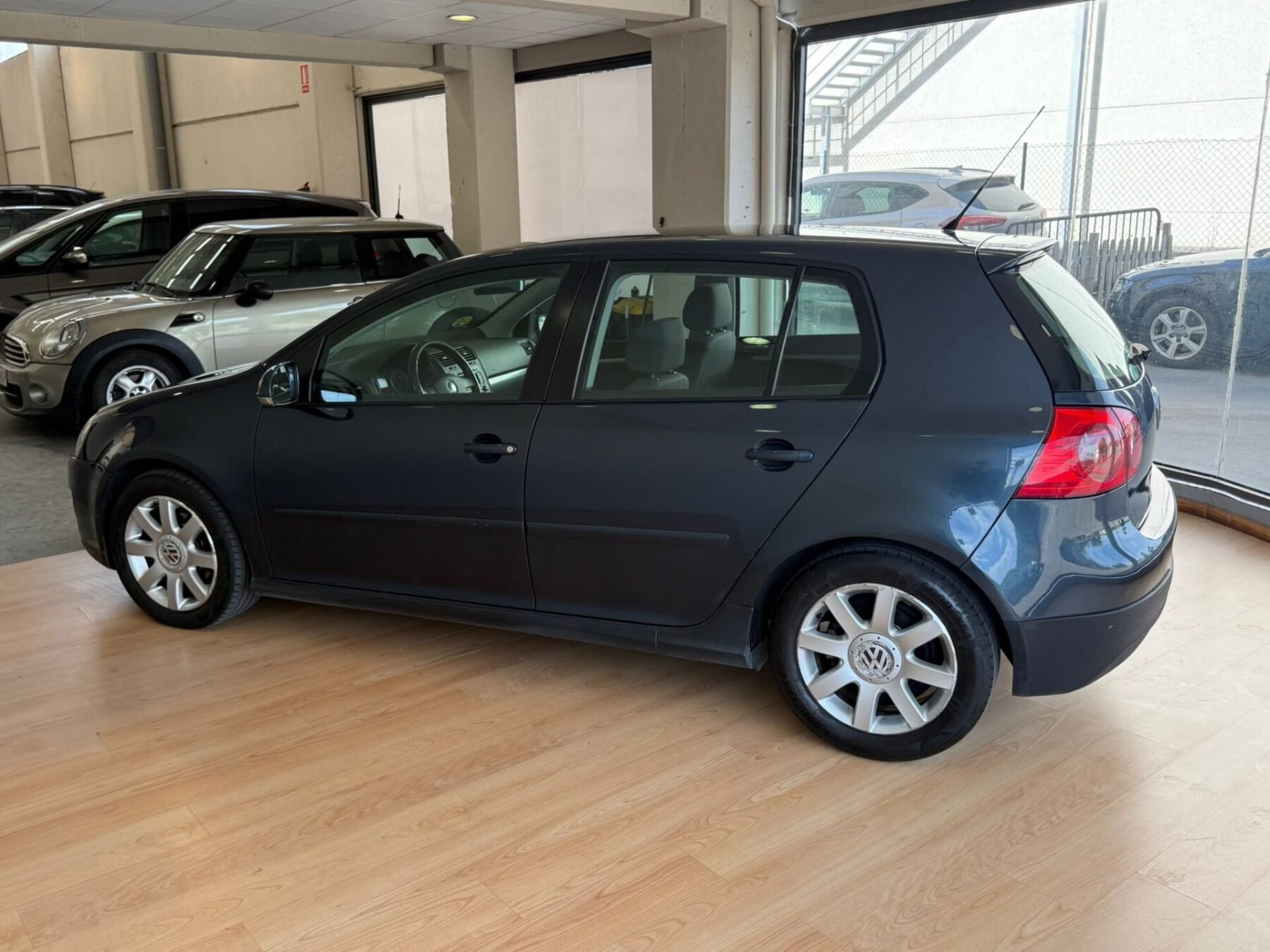 VOLKSWAGEN GOLF 1.9 TDi