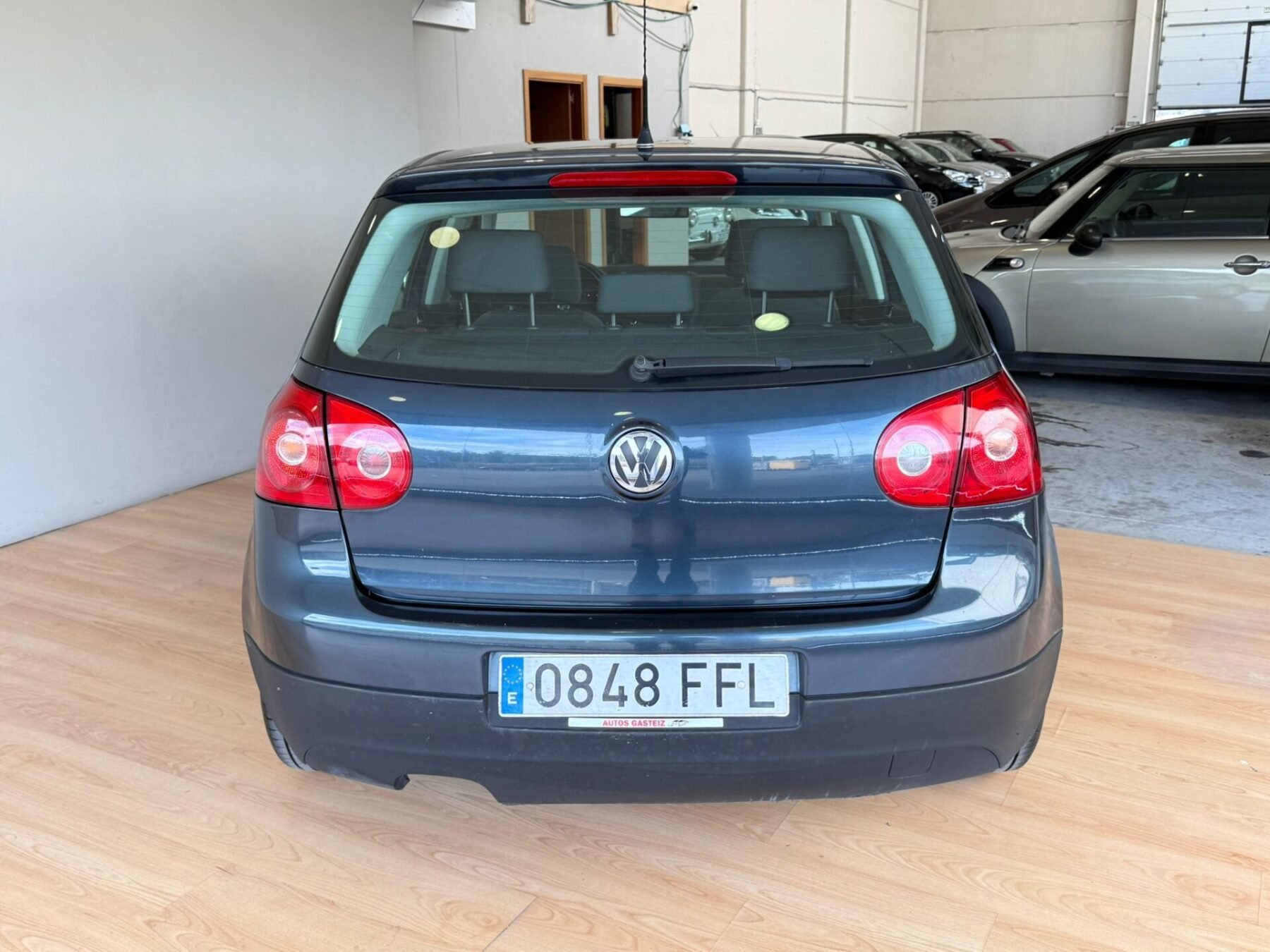 VOLKSWAGEN GOLF 1.9 TDi
