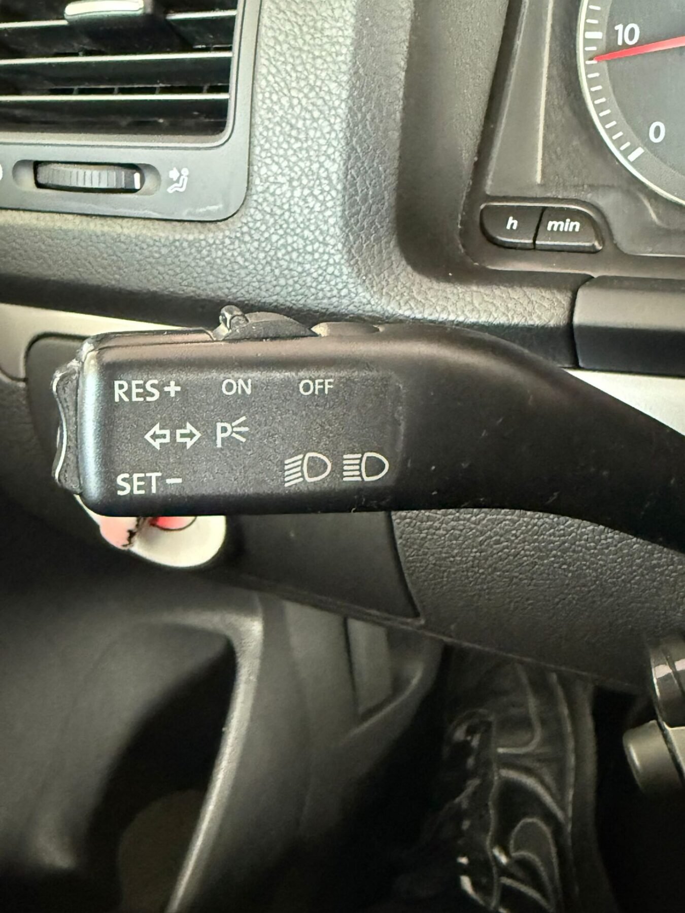 VOLKSWAGEN GOLF 1.9 TDi