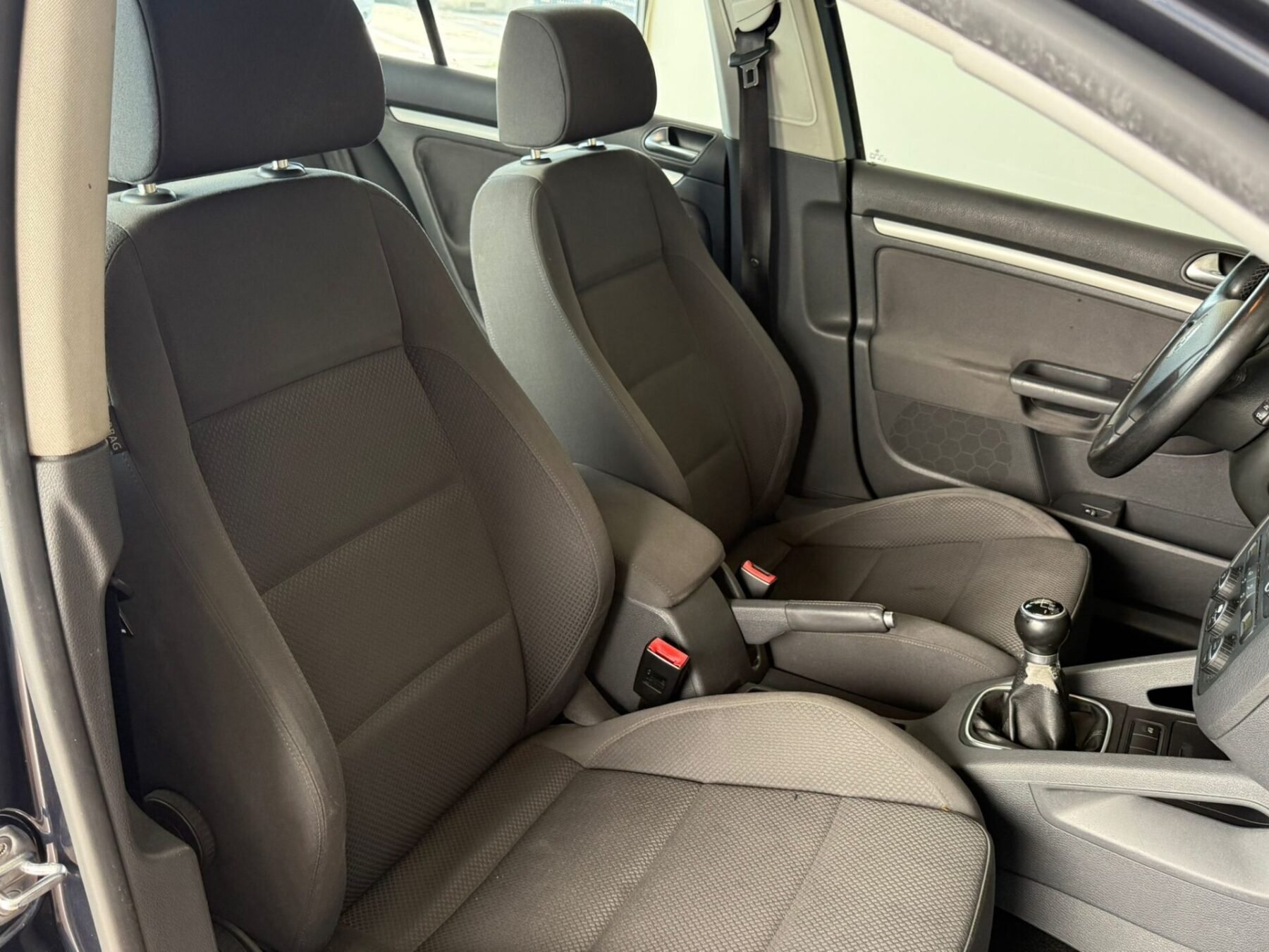 VOLKSWAGEN GOLF 1.9 TDi