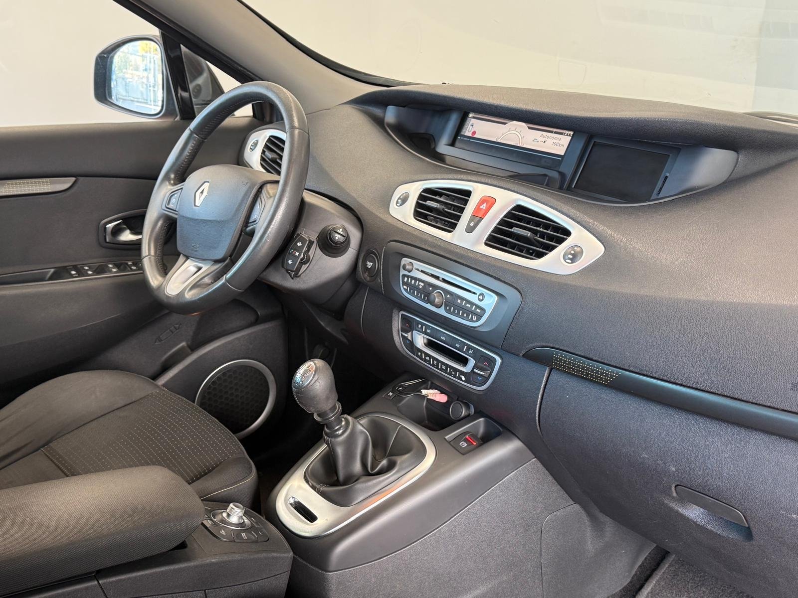 RENAULT GRAND SCENIC 1.9 DCi 7 plazas