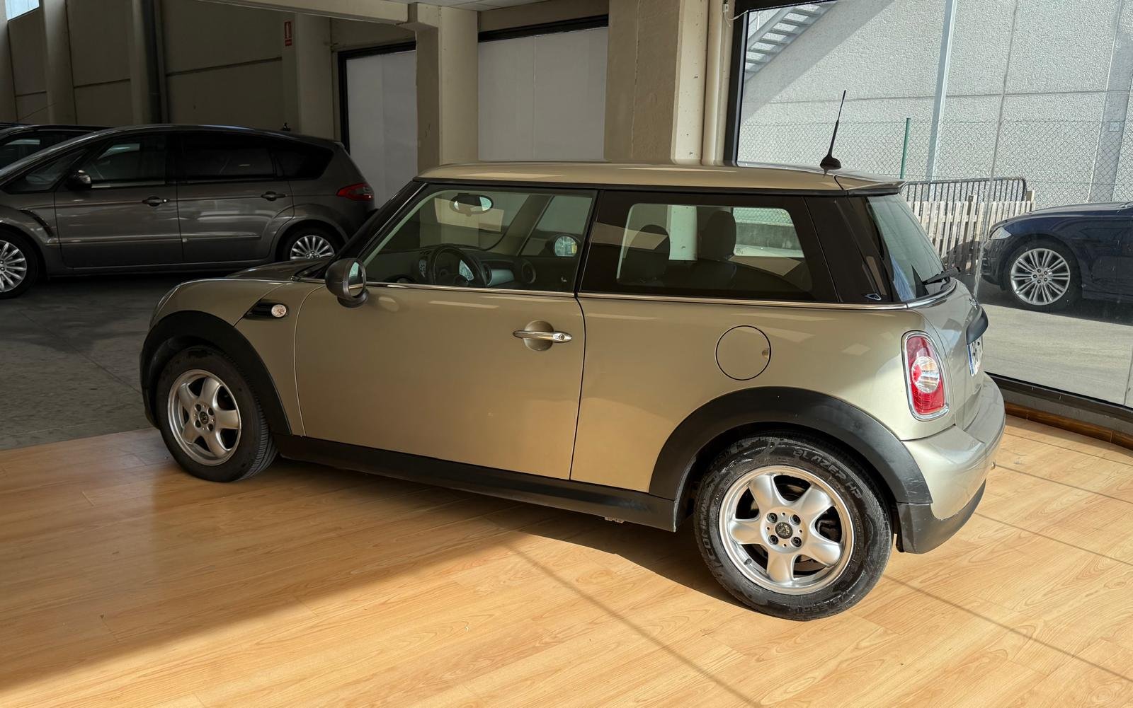 MINI ONE 1.6D