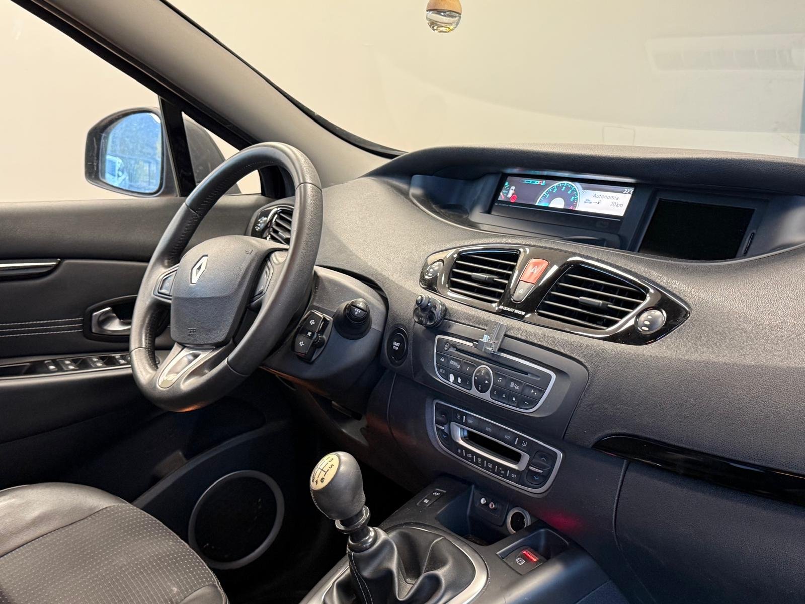 RENAULT GRAND SCENIC 1.9 DCi 5 Plazas