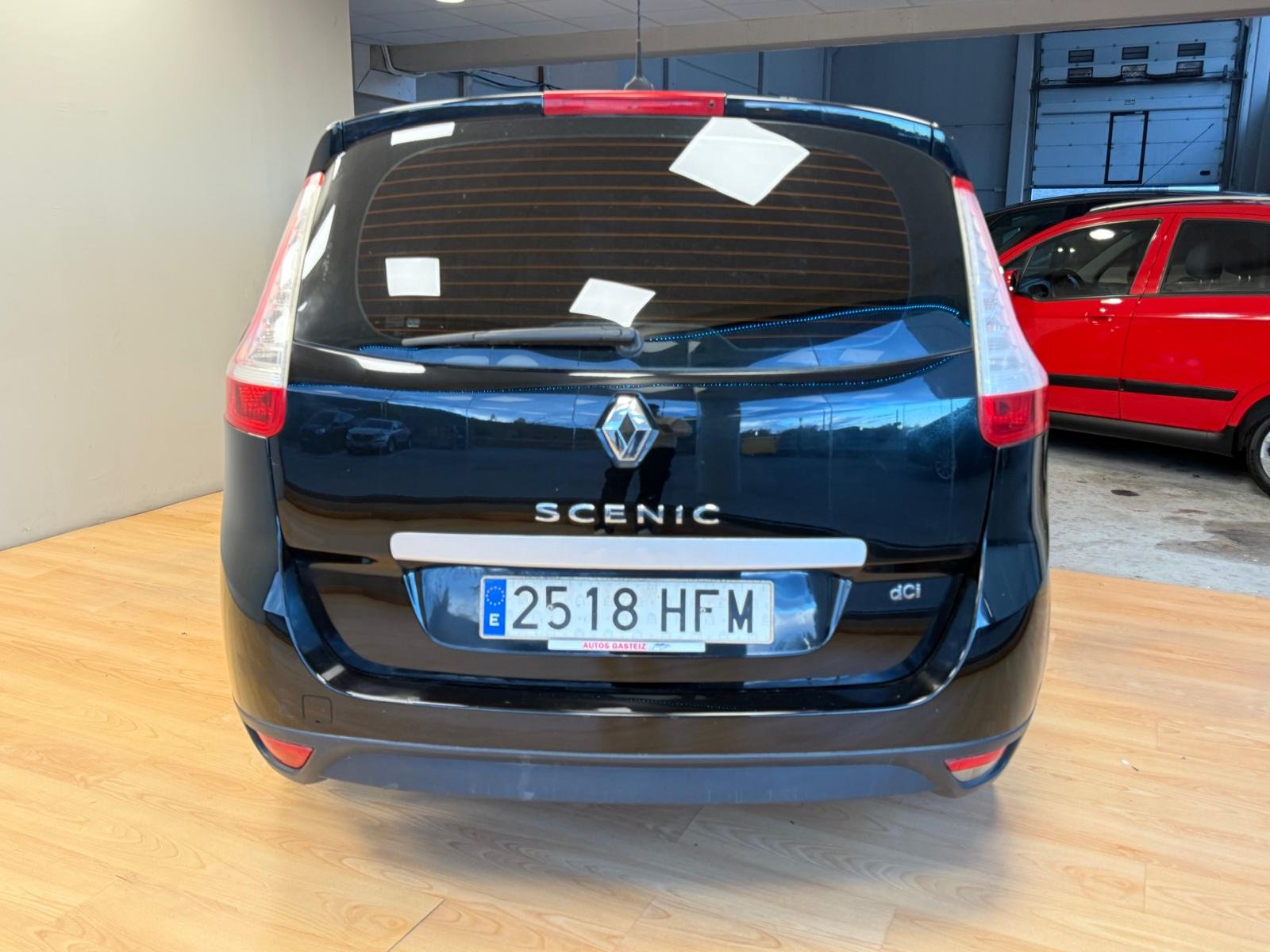 RENAULT GRAND SCENIC 1.9 DCi 5 Plazas