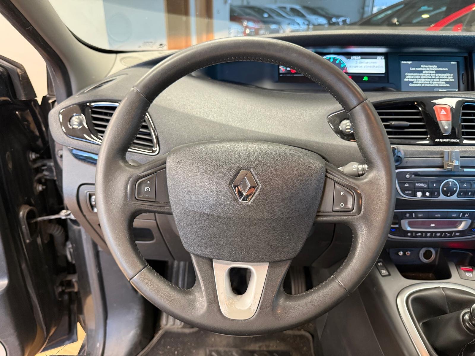 RENAULT GRAND SCENIC 1.9 DCi 5 Plazas