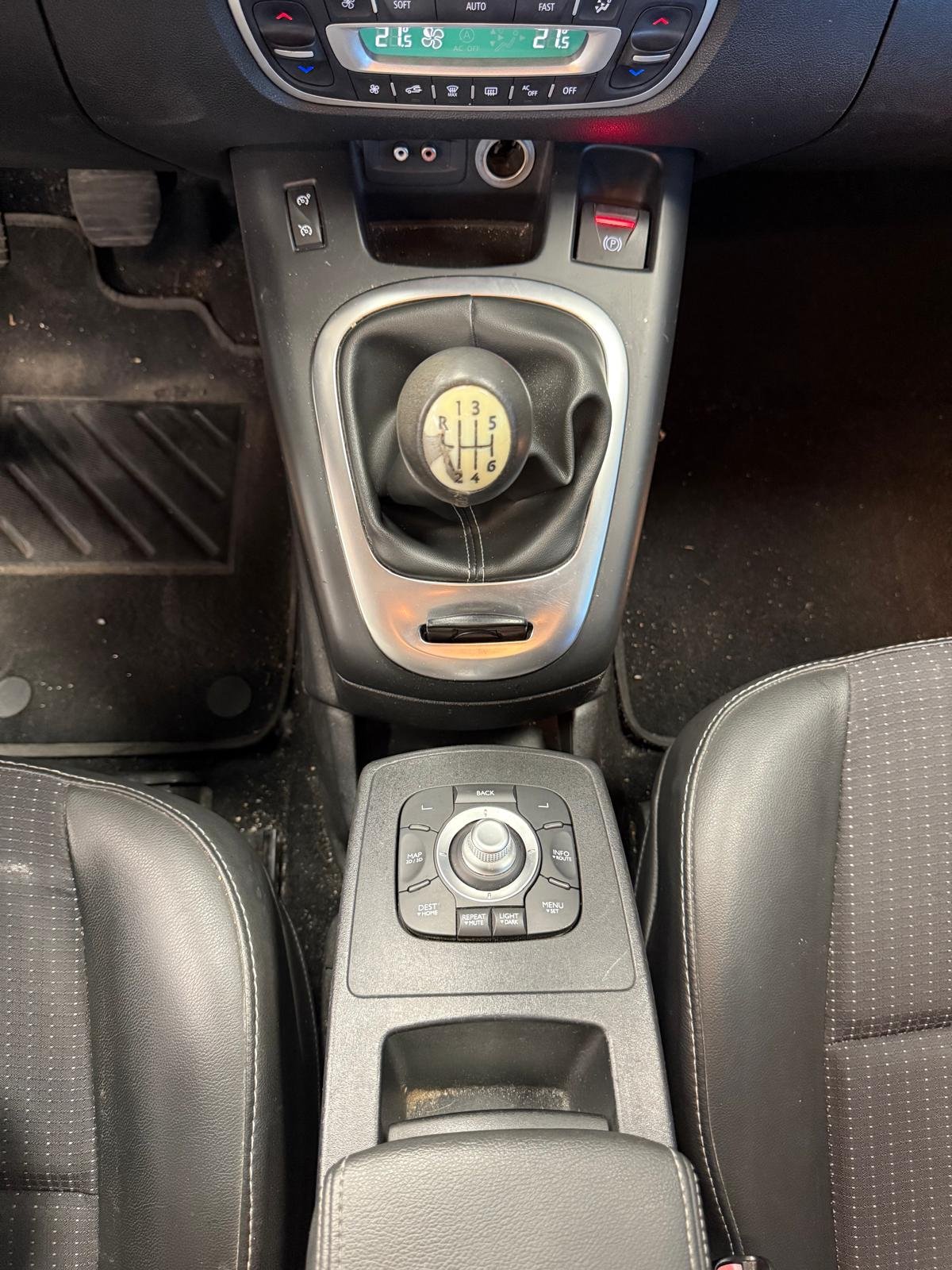 RENAULT GRAND SCENIC 1.9 DCi 5 Plazas