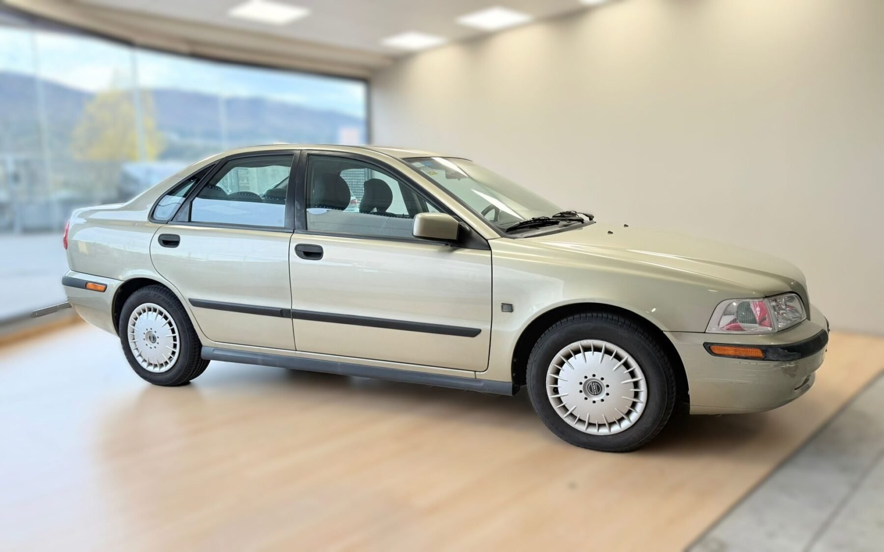 VOLVO S40 1.6i