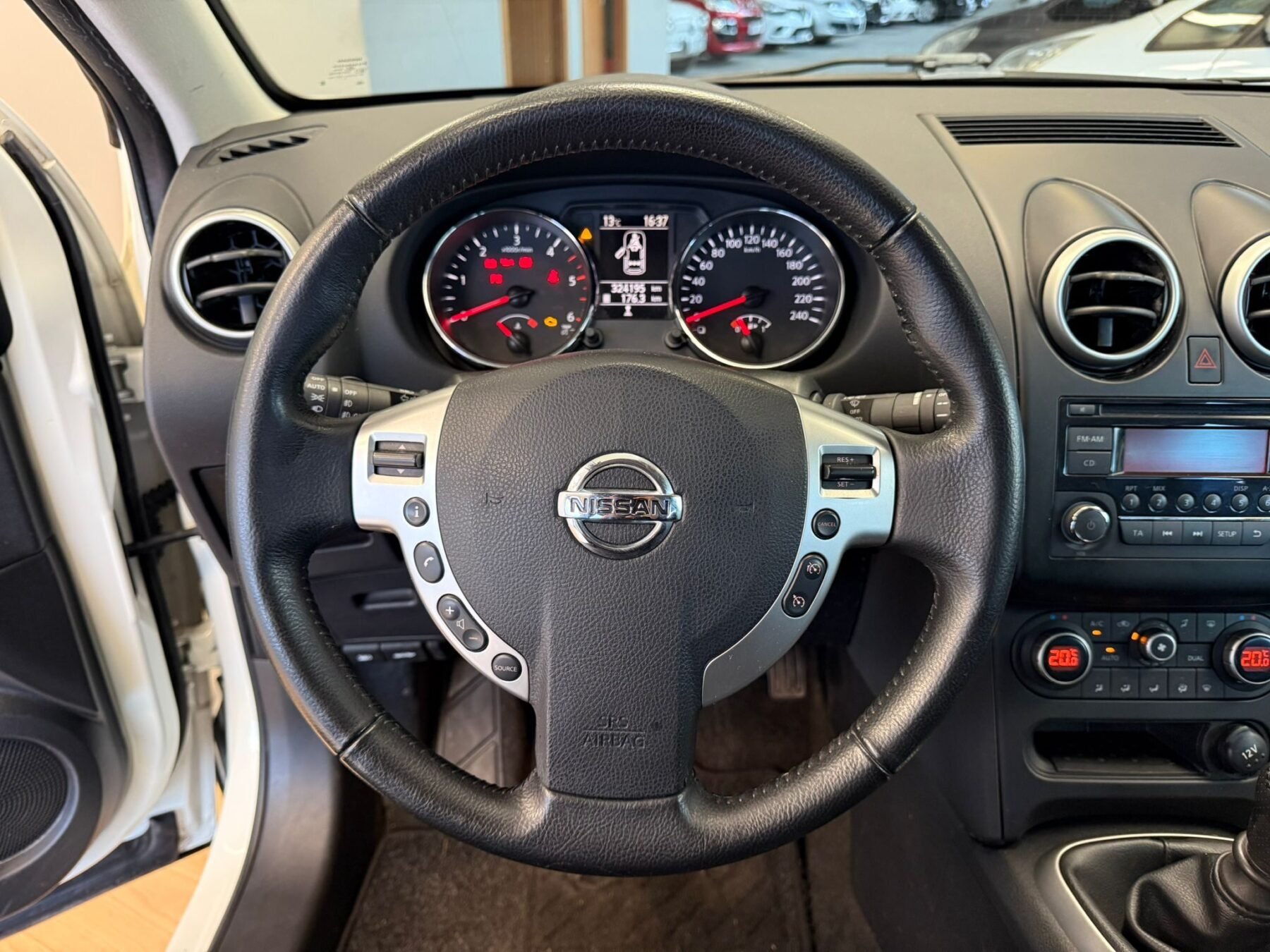 NISSAN QASHQAI 1.5 DCi