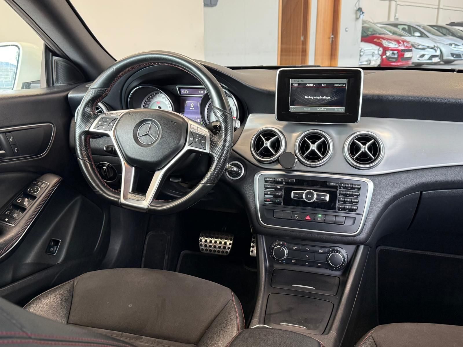 MERCEDES-BENZ CLA CLA 20O AMG LINE