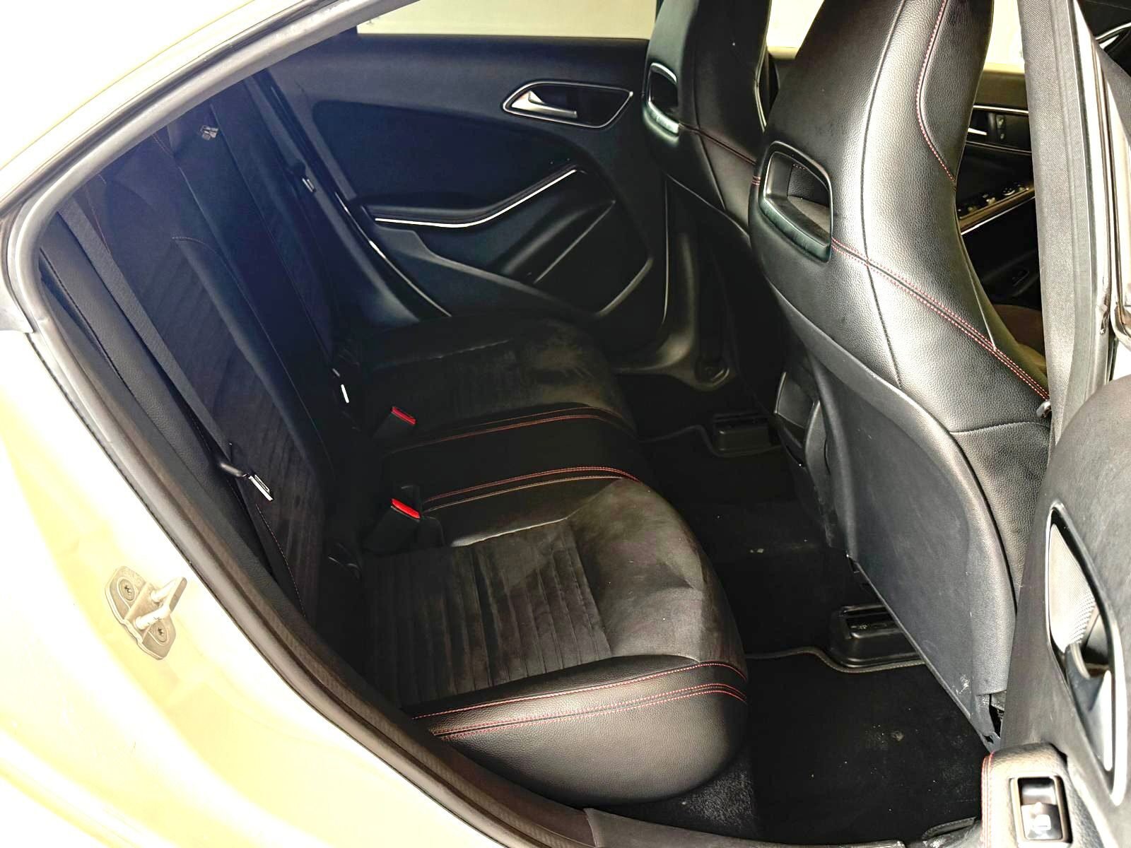 MERCEDES-BENZ CLA CLA 20O AMG LINE