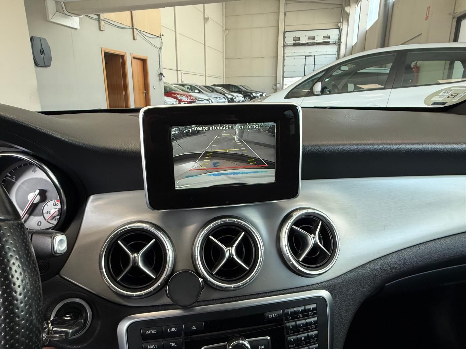 MERCEDES-BENZ CLA CLA 20O AMG LINE