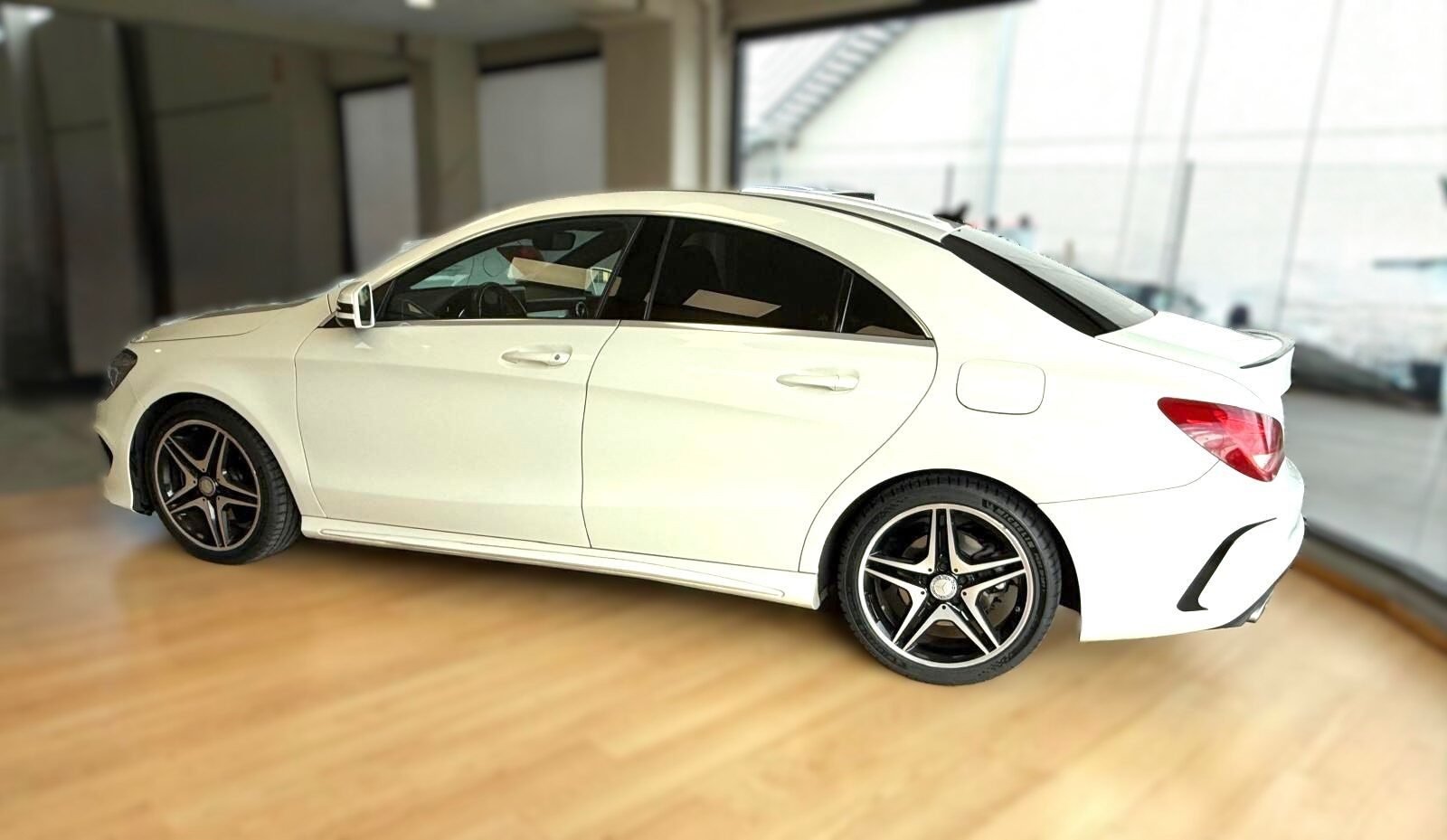 MERCEDES-BENZ CLA CLA 20O AMG LINE