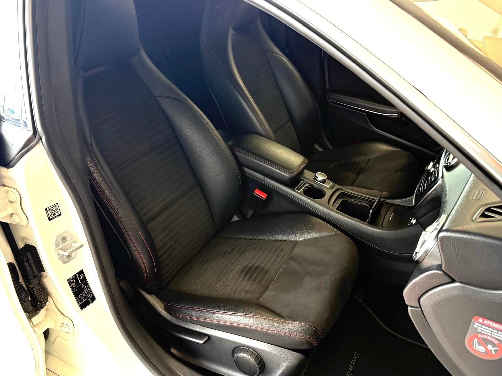 MERCEDES-BENZ CLA CLA 20O AMG LINE