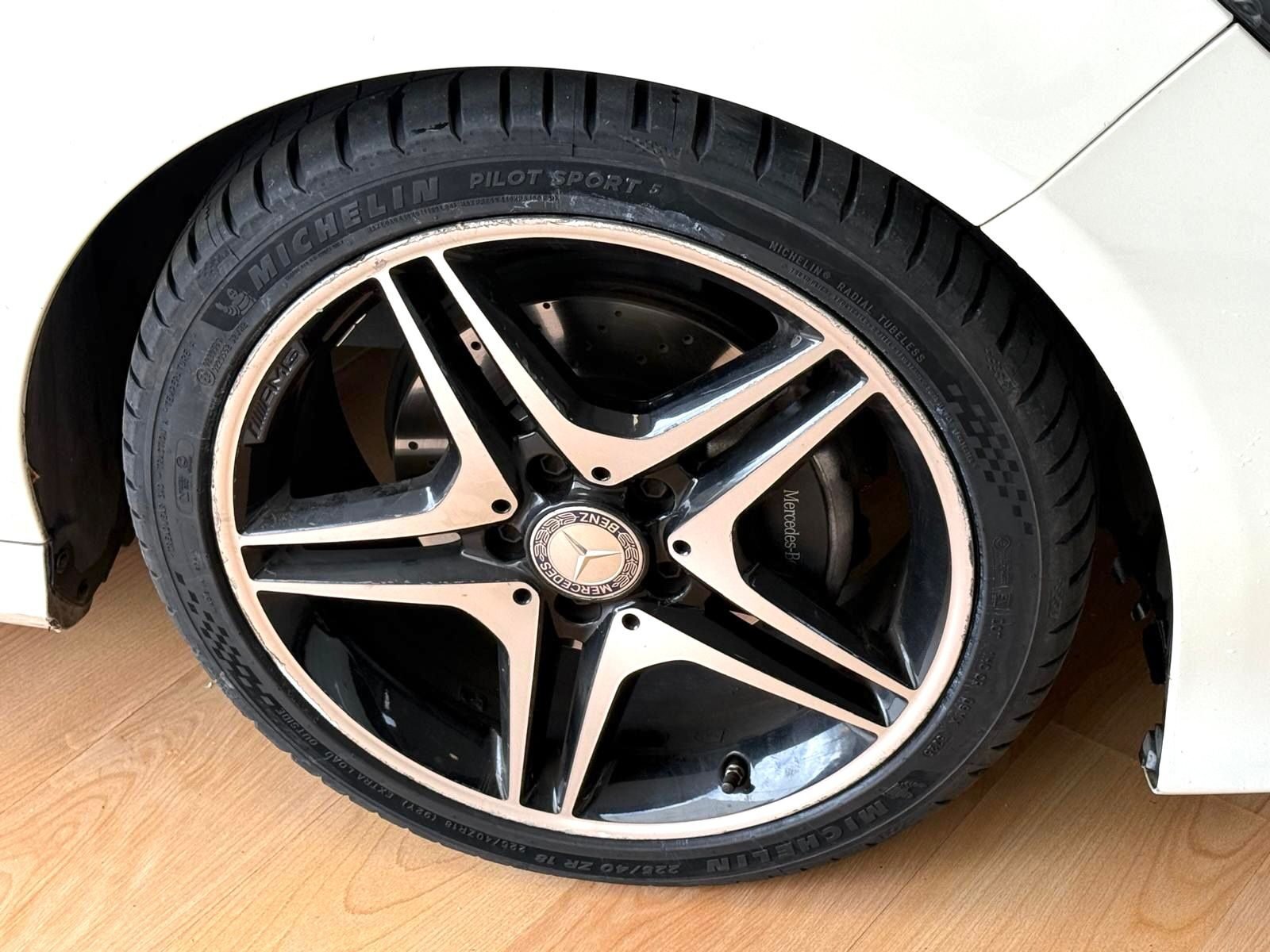 MERCEDES-BENZ CLA CLA 20O AMG LINE