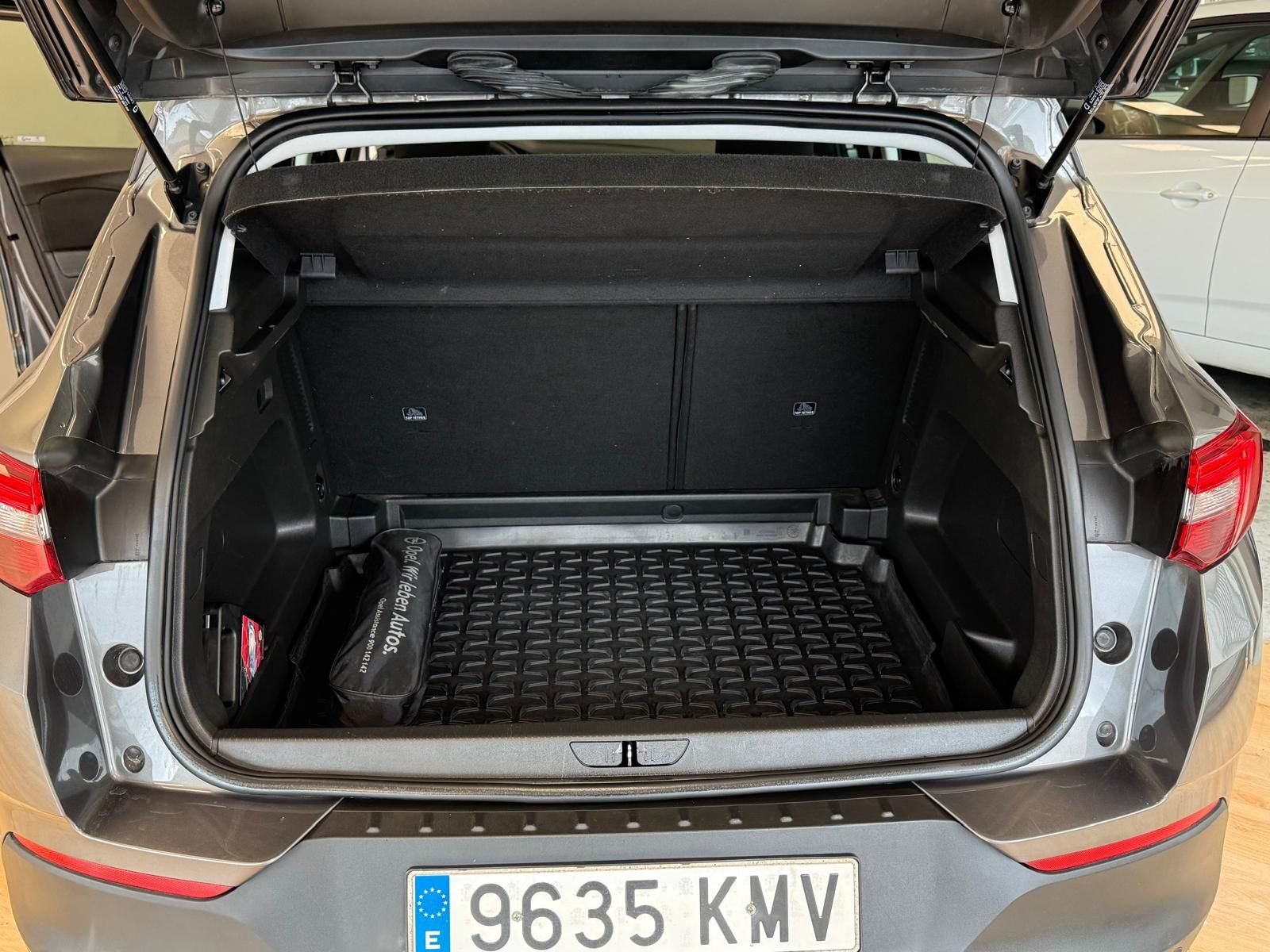 OPEL GRANDLAND X 1.6 CDTi