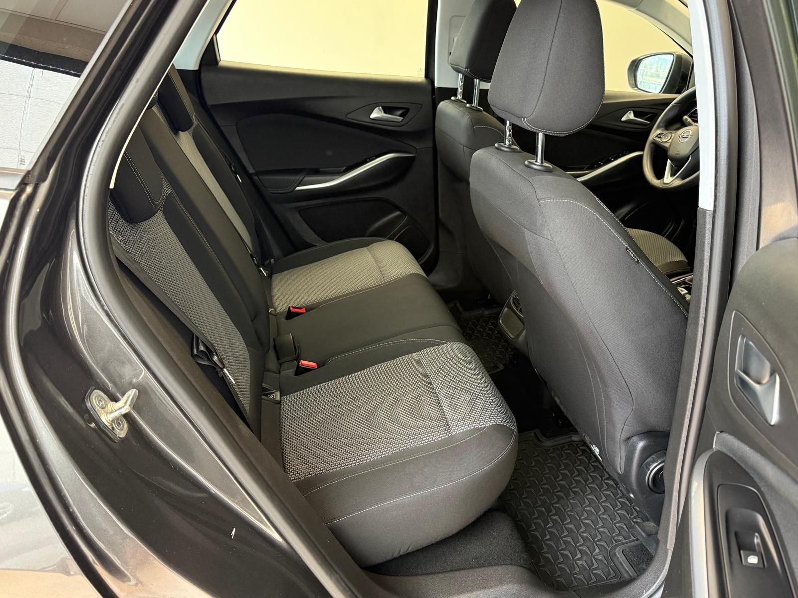 OPEL GRANDLAND X 1.6 CDTi