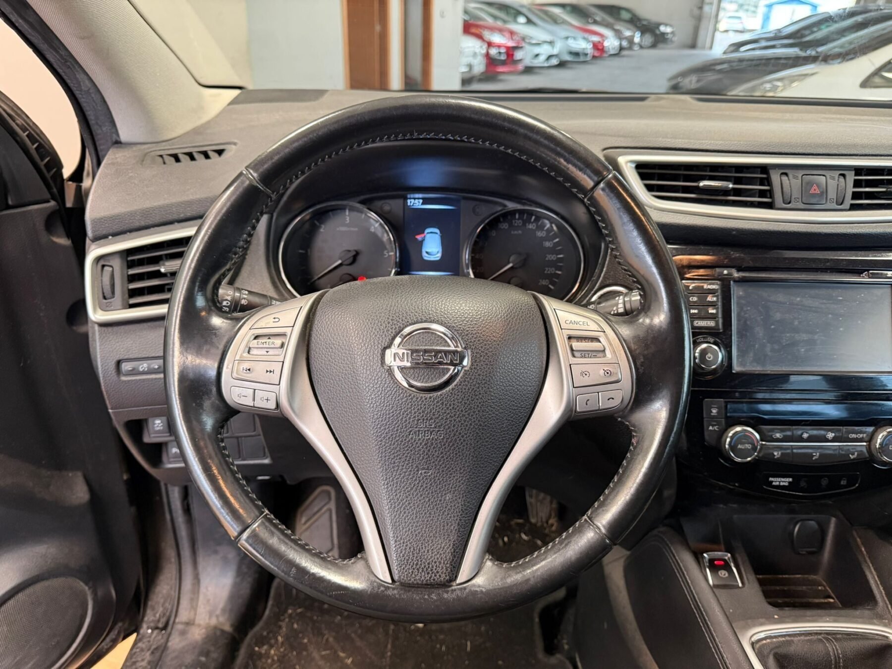 NISSAN QASHQAI 1.6DCi Tekna