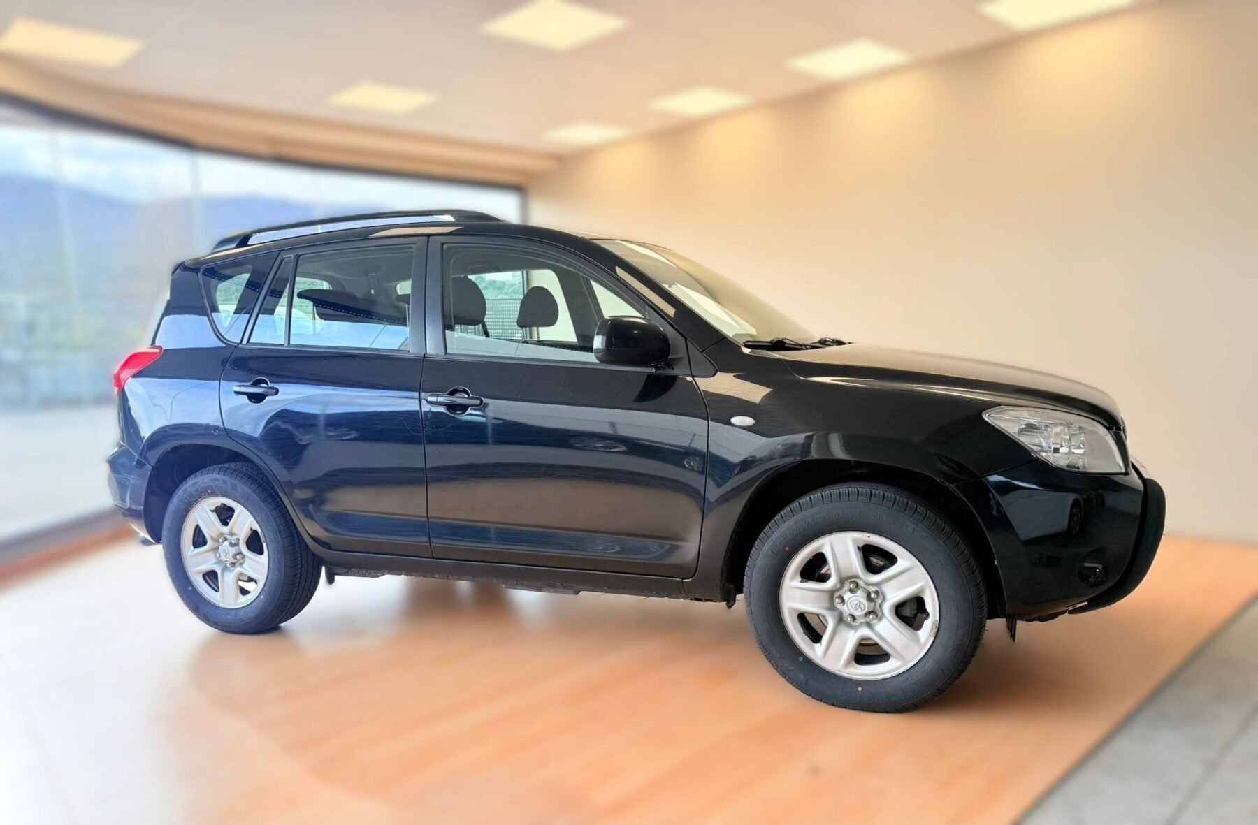 TOYOTA RAV4 2.2 D4-D