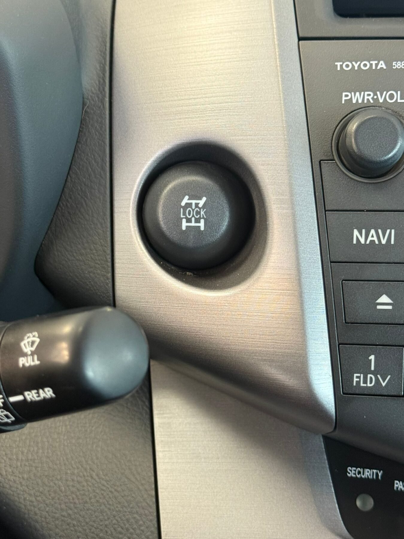 TOYOTA RAV4 2.2 D4-D