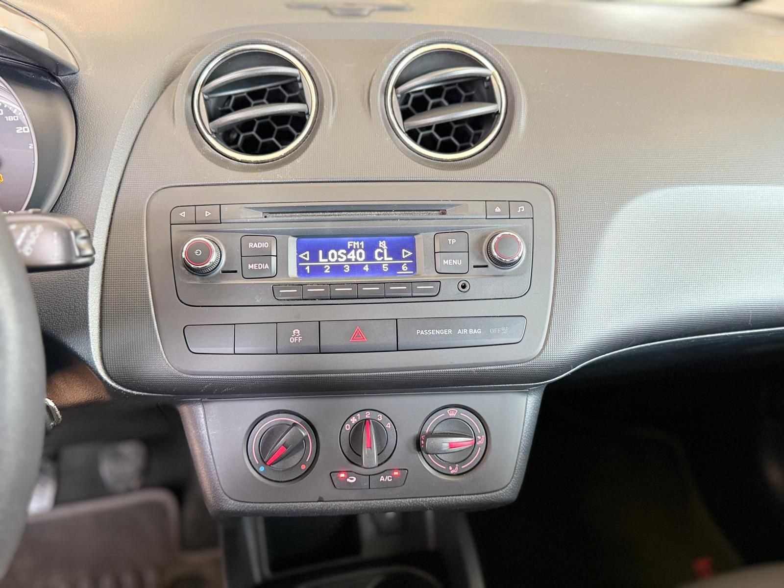 SEAT IBIZA 1.2i 12v