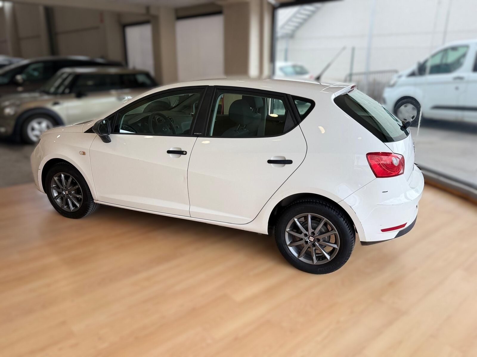 SEAT IBIZA 1.2i 12v
