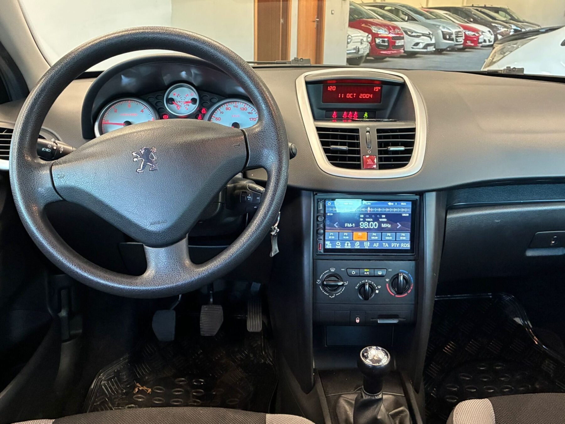 PEUGEOT 207 1.4HDi