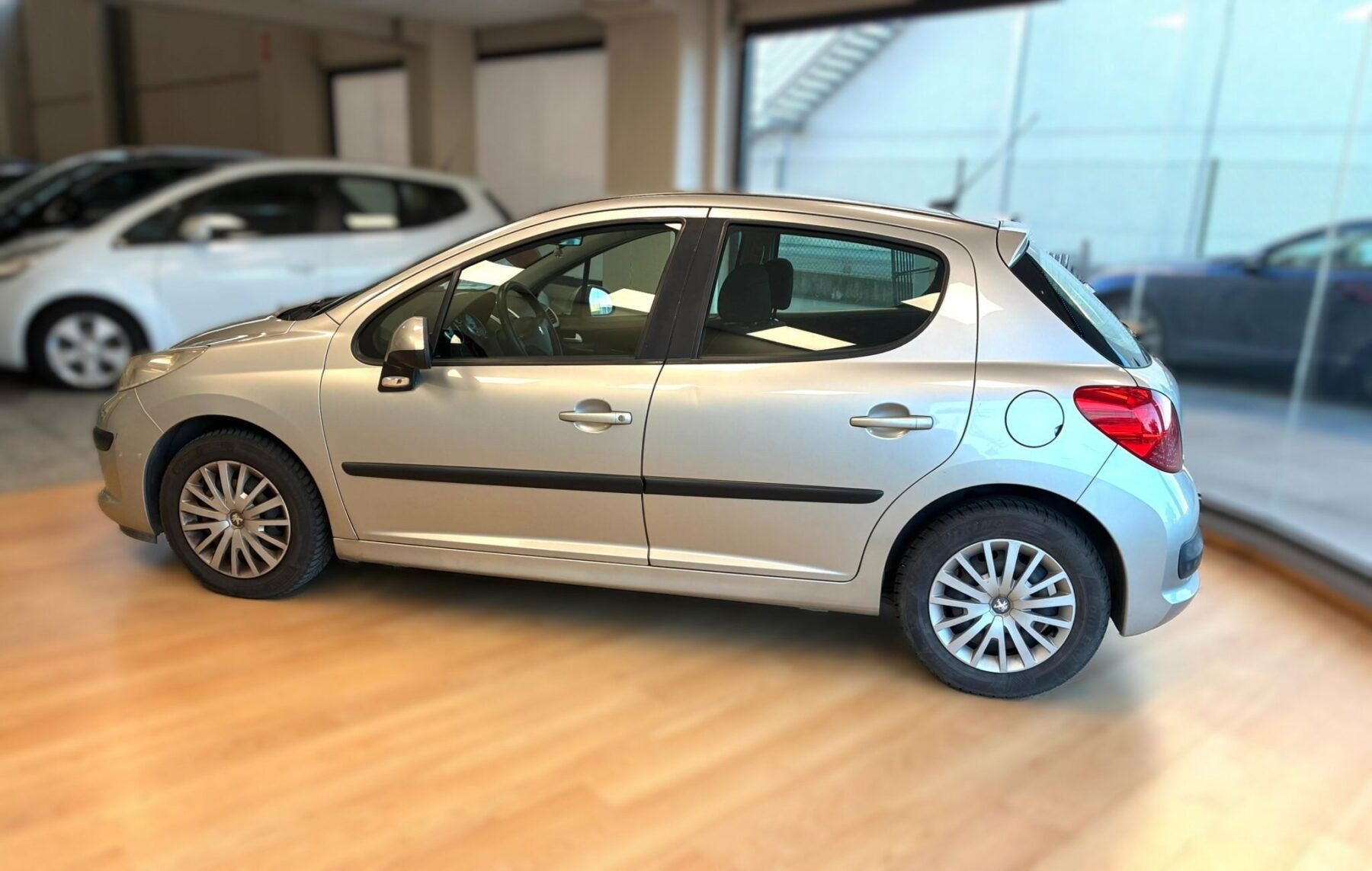 PEUGEOT 207 1.4HDi