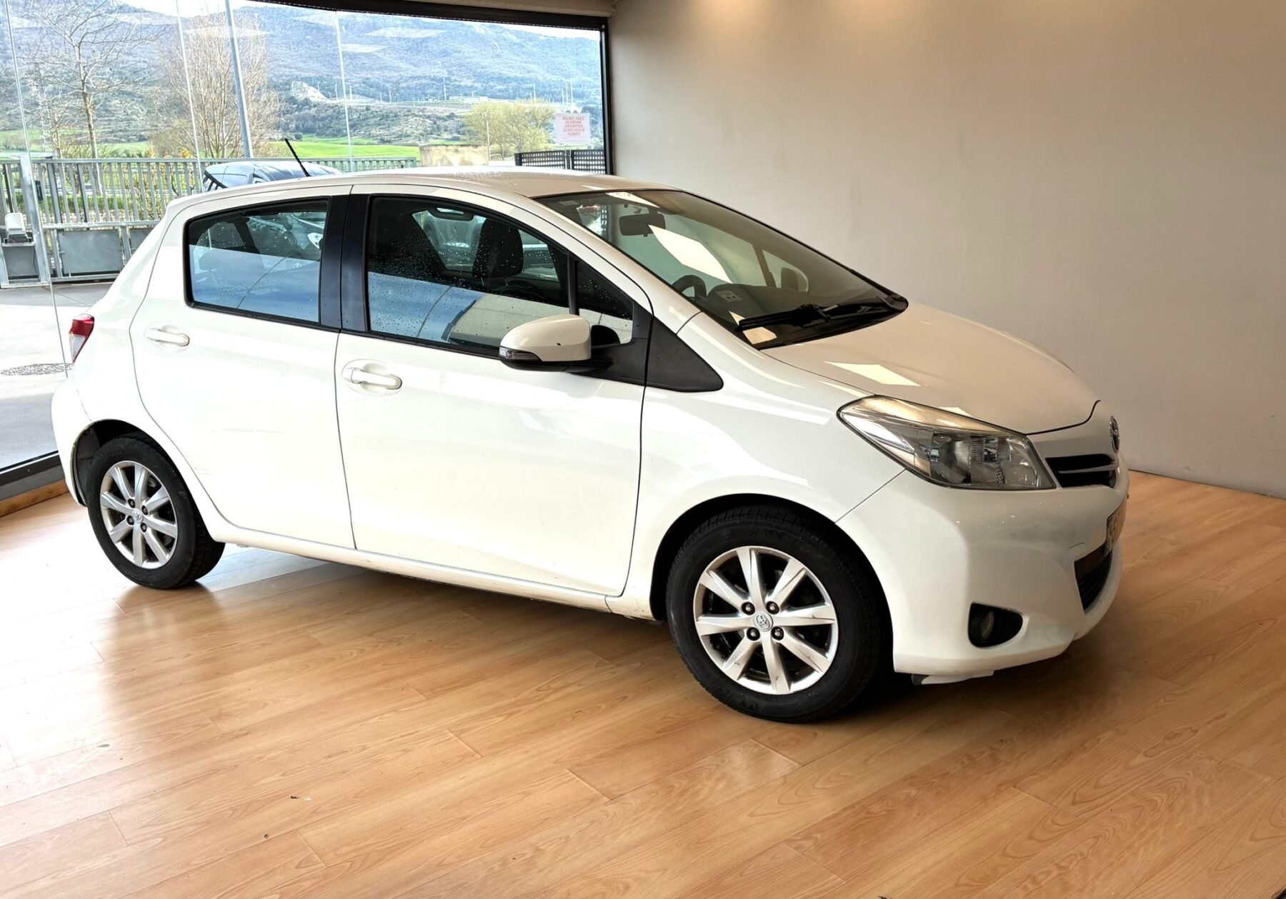 TOYOTA YARIS 1.0 VVT-I
