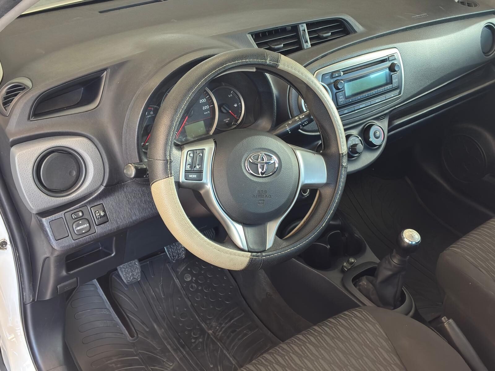 TOYOTA YARIS 1.0 VVT-I