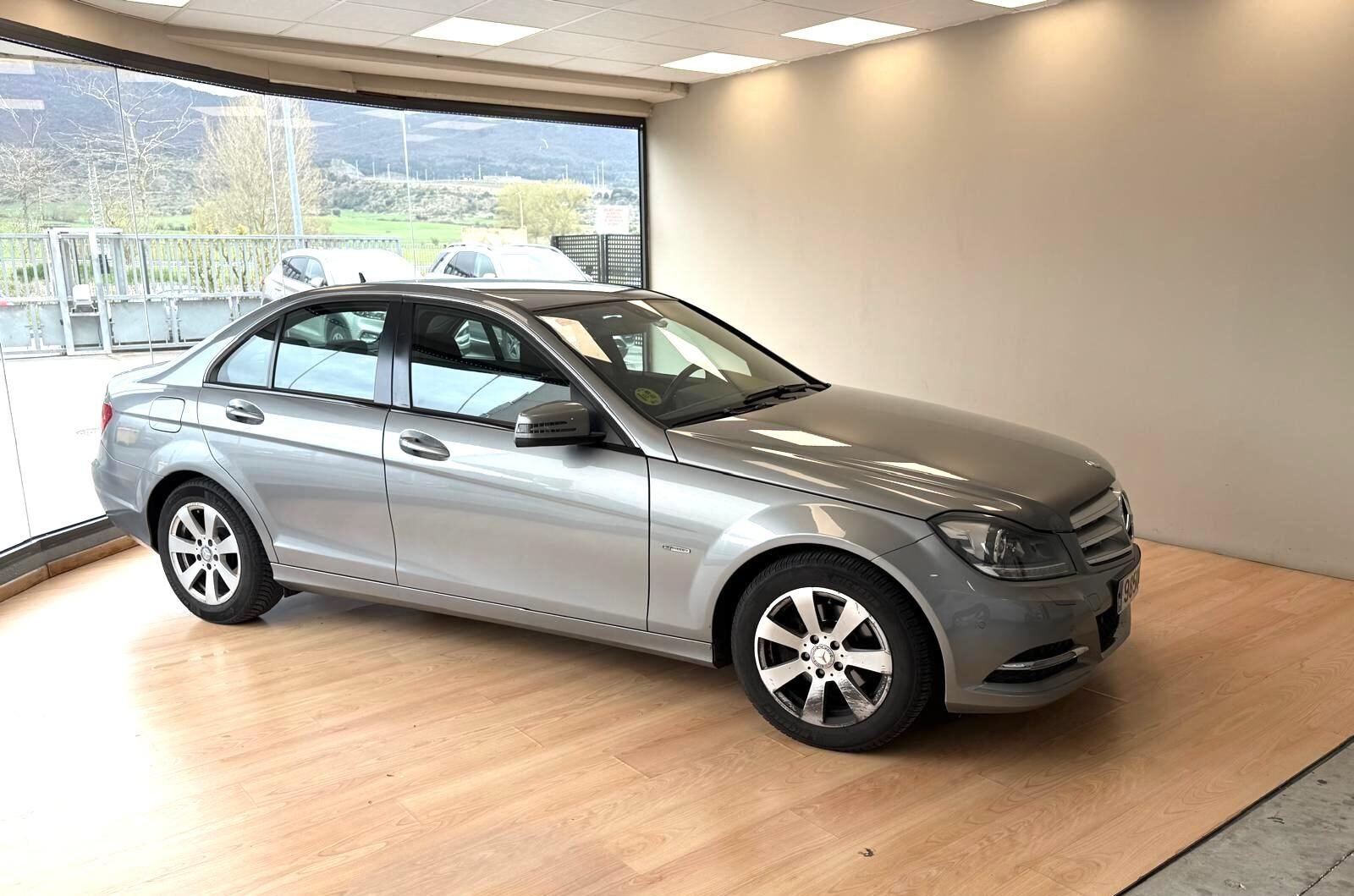 MERCEDES-BENZ CLASE C C200 CDi