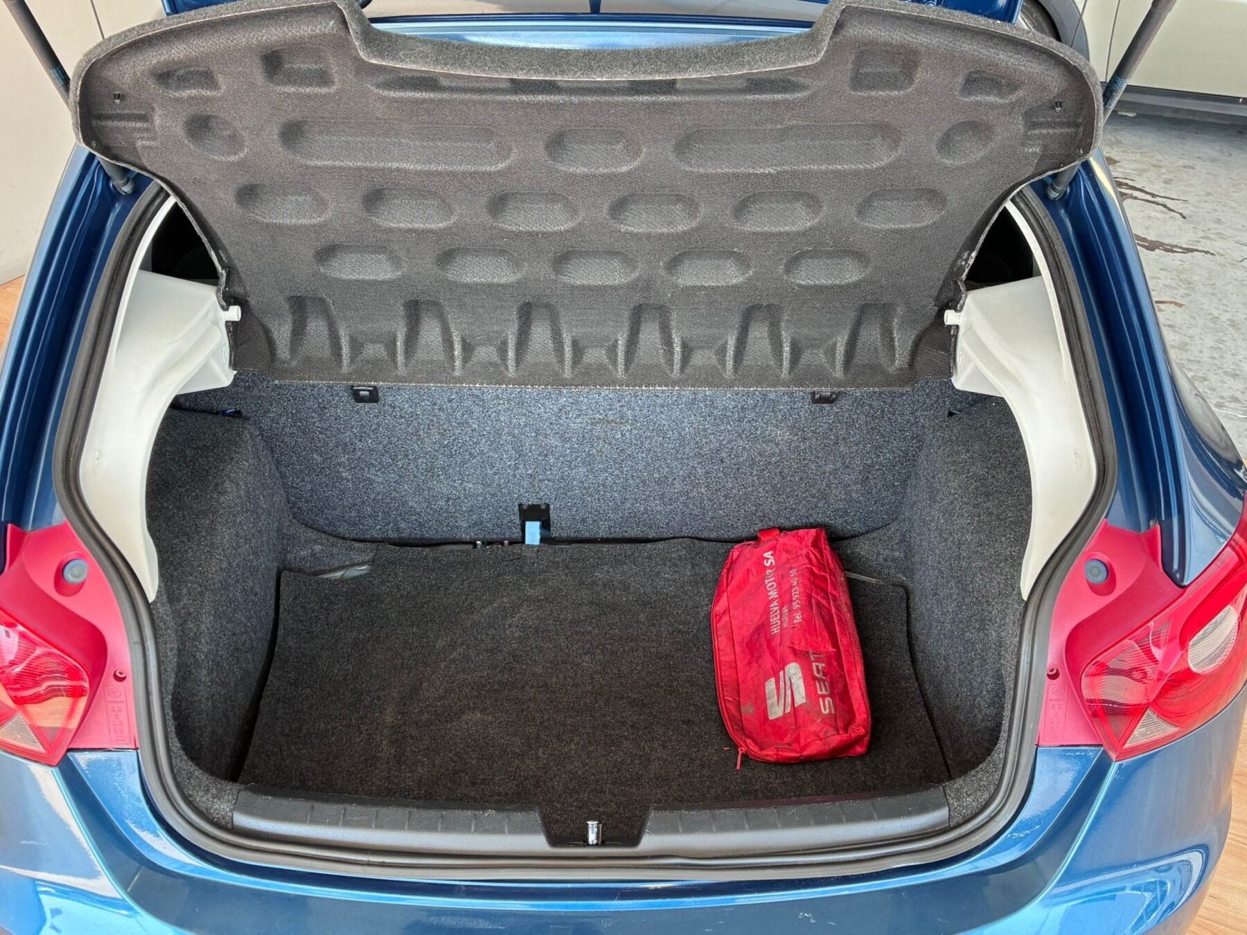 SEAT IBIZA 1.2i 12v