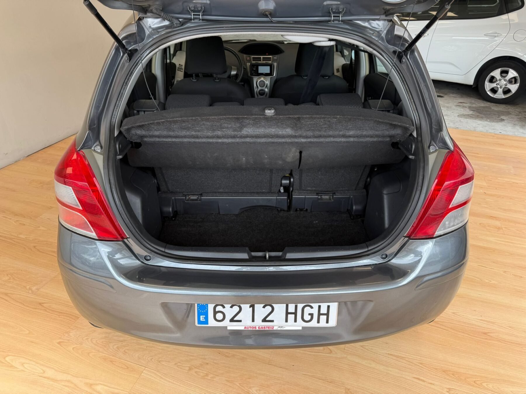 TOYOTA YARIS 1.33 VVT-i
