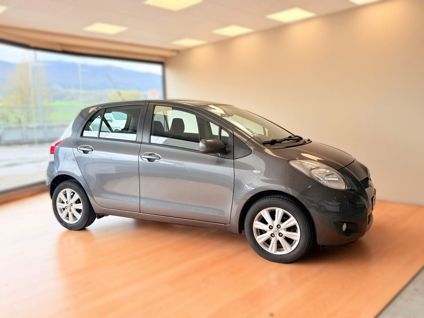 TOYOTA YARIS 1.33 VVT-i